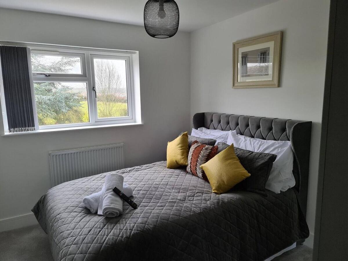 Sav 5 Bed Luxury Detached House In Leicester Humberstone Bilik gambar