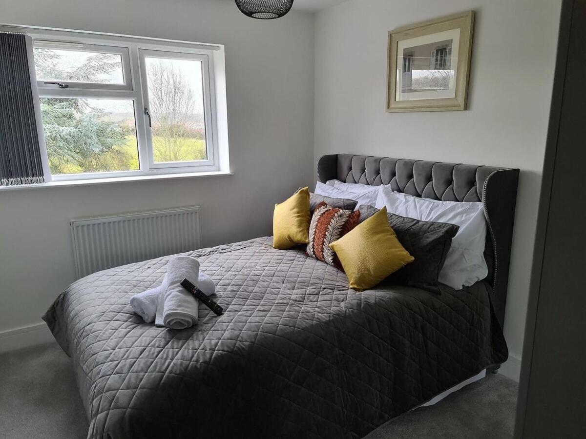 Sav 5 Bed Luxury Detached House In Leicester Humberstone Bilik gambar