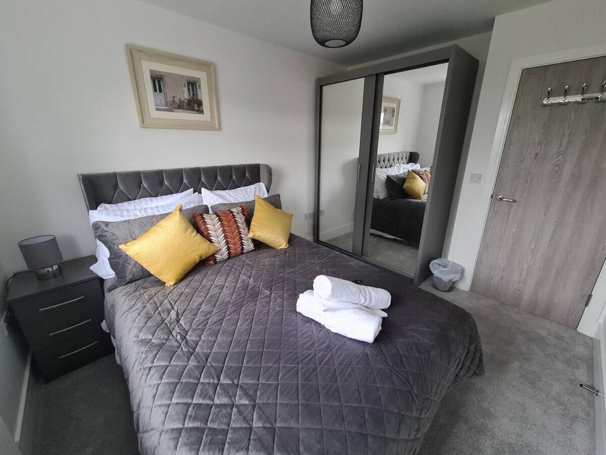 Sav 5 Bed Luxury Detached House In Leicester Humberstone Bilik gambar